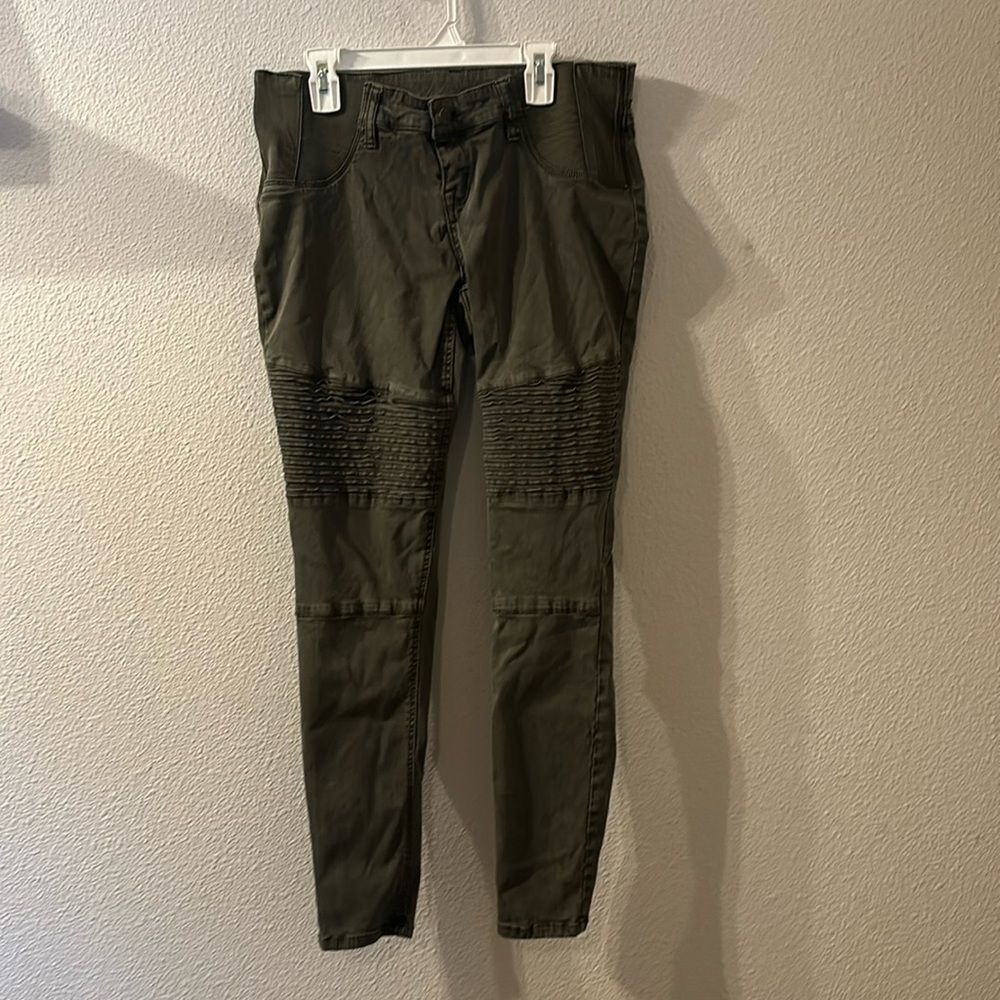 Isabel maternity moto jeggings size 4